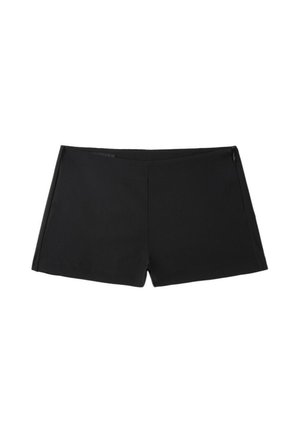 Stradivarius, FITTED BENGALINE SHORTS - Short - black