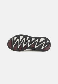 adidas Originals ADIZERO ARUKU UNISEX - Sneakers - grey three/grey five/aurora ruby