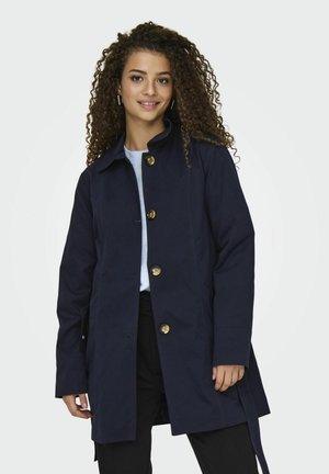 Trenchcoat - sky captain