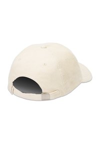 Roomkleurige corduroy sportpet met een afgeronde kroon, gestikte details en een metalen gesp voor de verstelbare band aan de achterkant.