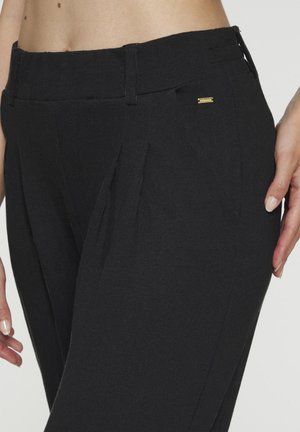 LASCANA, LASCANA SCHLUPFHOSE - Trousers - schwarz uni