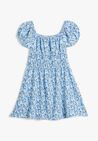 Blau-weißes Blumenkleid mit voluminösen kurzen Ärmeln und gerafftem quadratischem Ausschnitt, flach auf weißem Hintergrund präsentiert.