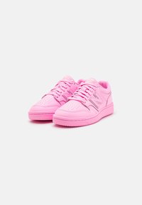 New Balance Sneakers - pink