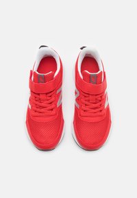New Balance Sneakers basse - true red