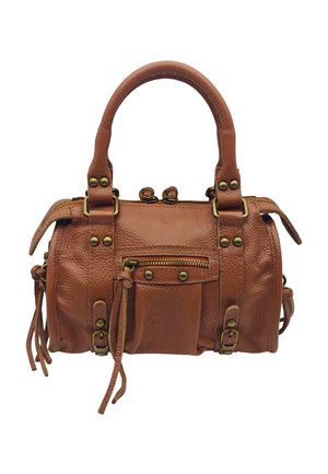 Sac à main en cuir marron avec double anses, poche avant zippée, boucles décoratives et tirettes à franges sur fond blanc.