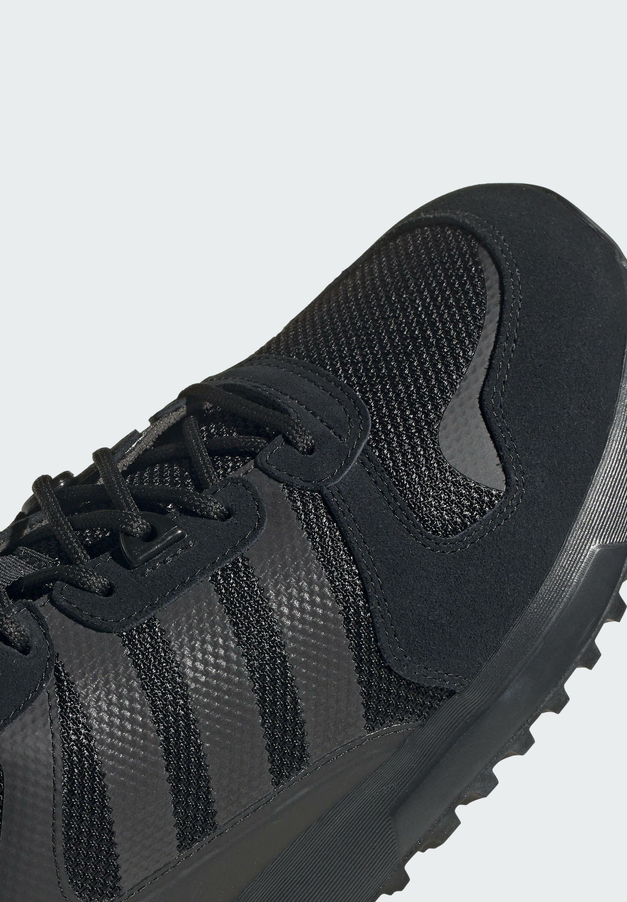 zapatilla zx 700