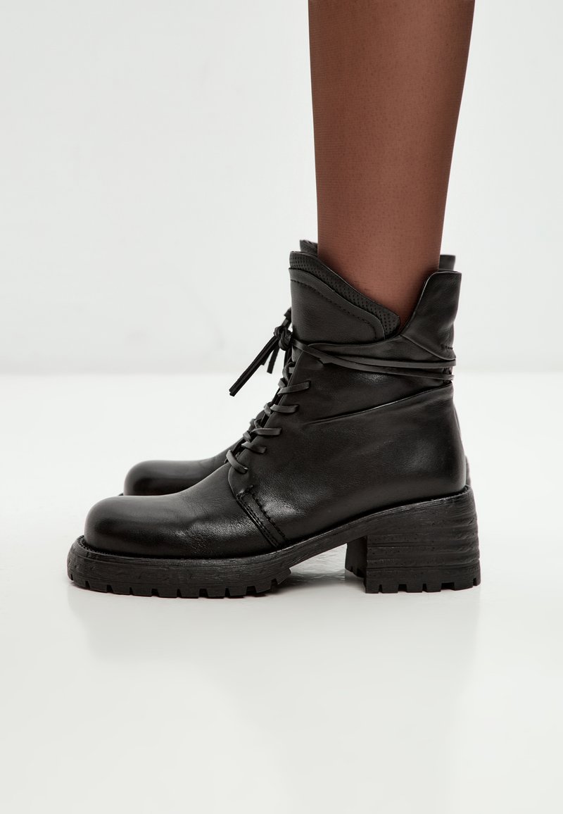 Gaspari Boots Wildleder Grau Cesare Gaspari Damen, Schuhe, Beige