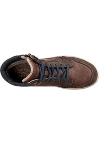 Mustang Sneaker high - nut