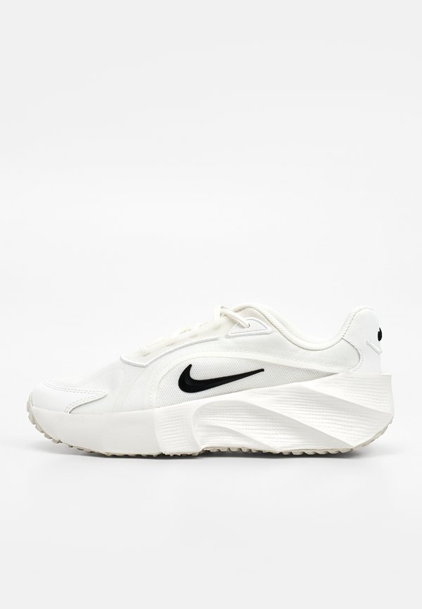 Sneakersy Nike Aura Edge / buty niskie / 39-44,5 / damskie / 3 kolory