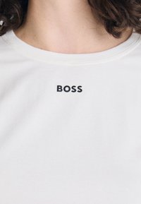 BOSS Pyjamasöverdel - open white
