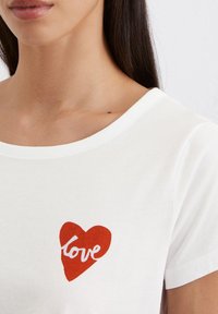 Thumbnail Image 4