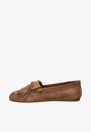 Bruine suède mocassin loafer met franjes en gevlochten details, platte zool en afgeronde neus.