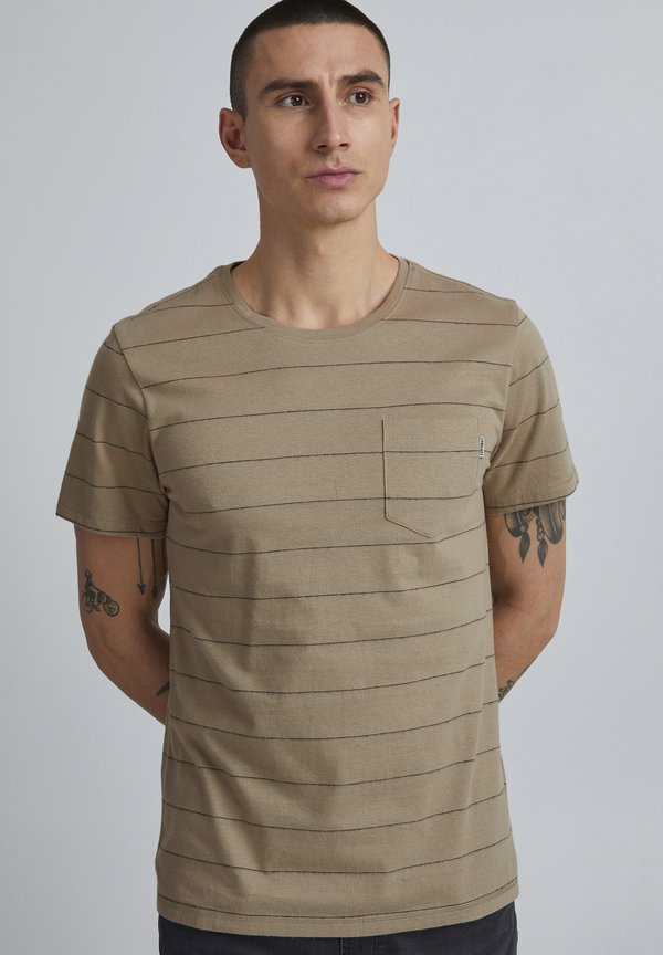 PRKjell - Print T-shirt - crockery