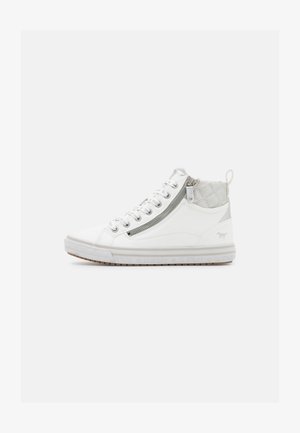 White high-top sneakers with a textured grey accent, a side zipper, and a rubber sole featuring the brand name, Mustang.
