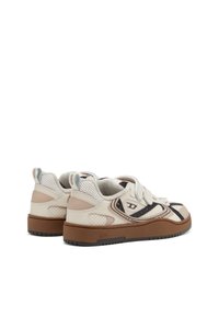 Diesel S-UKIYO SKT - Sportbačiai - beige pink
