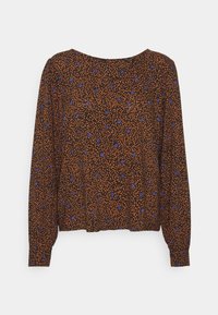 Brun långärmad blus med ett blommönster som har blå blommor och orange löv, rundad hals och rynkade ärmslut.