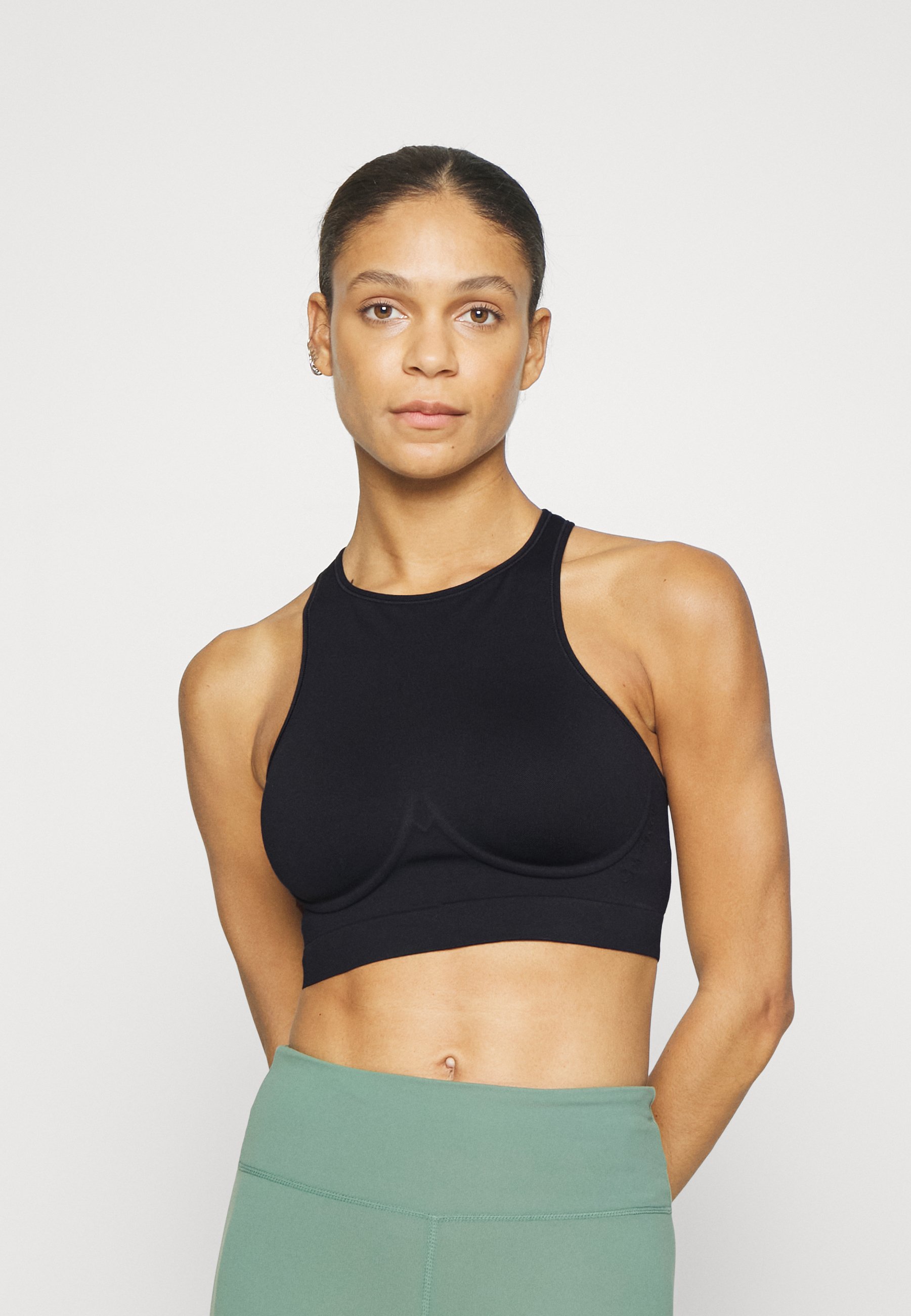 Calvin Klein Performance MEDIUM SUPPORT SPORTS BRA - Medium support sports  bra - black