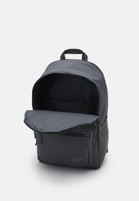 Nike Sportswear HERITAGE UNISEX - Mochila - iron grey