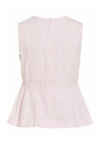 Blouse sans manches rose pâle avec des plis verticaux et un ourlet péplum froncé, vue de dos avec une fermeture éclair centrale.