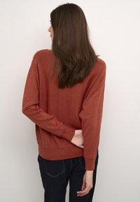 Culture BATWING - Pulover - arabian spice melange