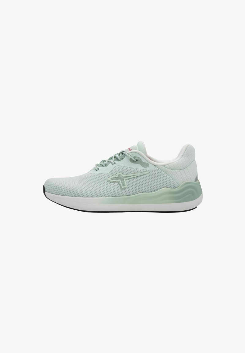 Chaussure de sport vert clair avec une tige en mesh texturé, un design à lacets, un col rembourré et une semelle intermédiaire blanche épaisse avec des accents subtils.