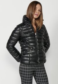 Koroshi PADDED - Jachetă de iarnă - black