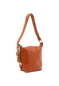 Borsa a spalla in pelle marrone con una texture morbida, forma quadrata, una sola tracolla, minuteria in metallo e cuciture a contrasto.