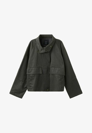 Dark green cropped jacket with wide sleeves, high collar, front snap buttons, and two large flap pockets on the front.