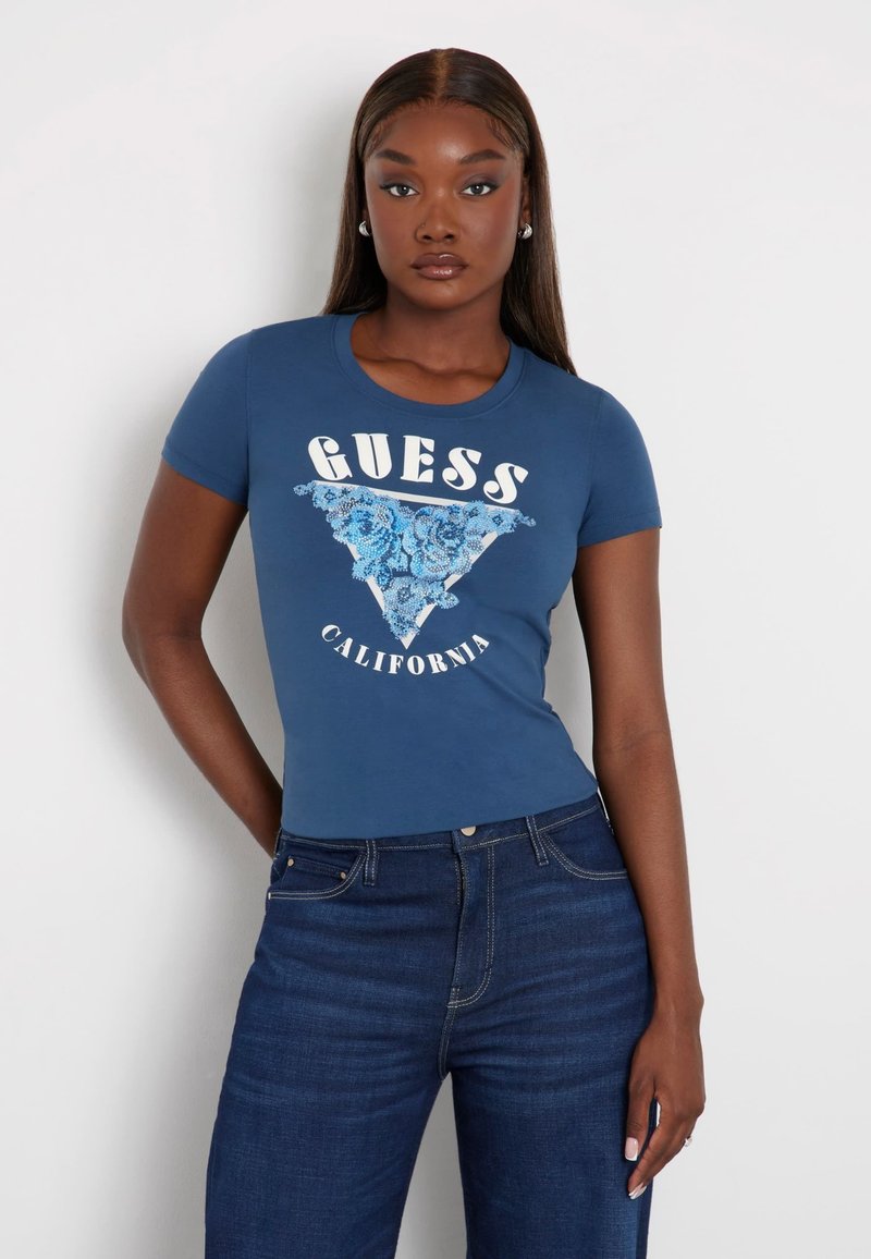 Guess SS CN  TRIANGLE - Mar�škinėliai su spaudiniu - blau