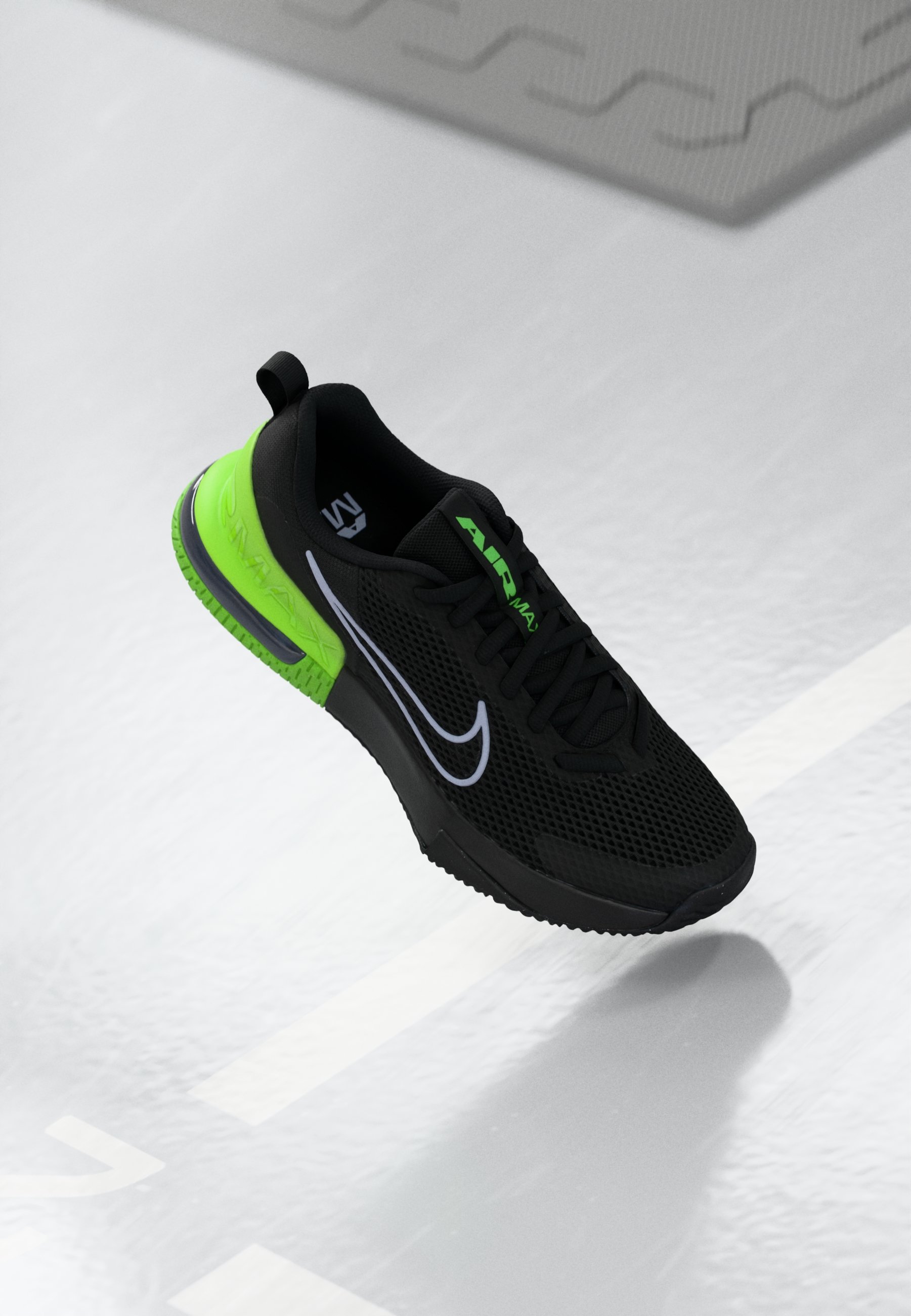 Nike Bright Green and Black Mesh Athletic Shoe Men main image 3