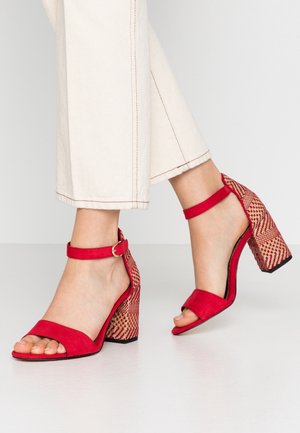 Tamaris Sandalen met hoge hak - red