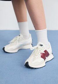 Thumbnail Image 3