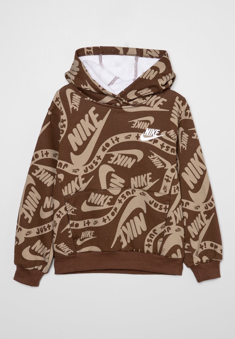 Haut à capuche marron en tissu doux, avec des logos et motifs Nike beiges. Il possède une capuche avec cordon de serrage et des poignets côtelés.