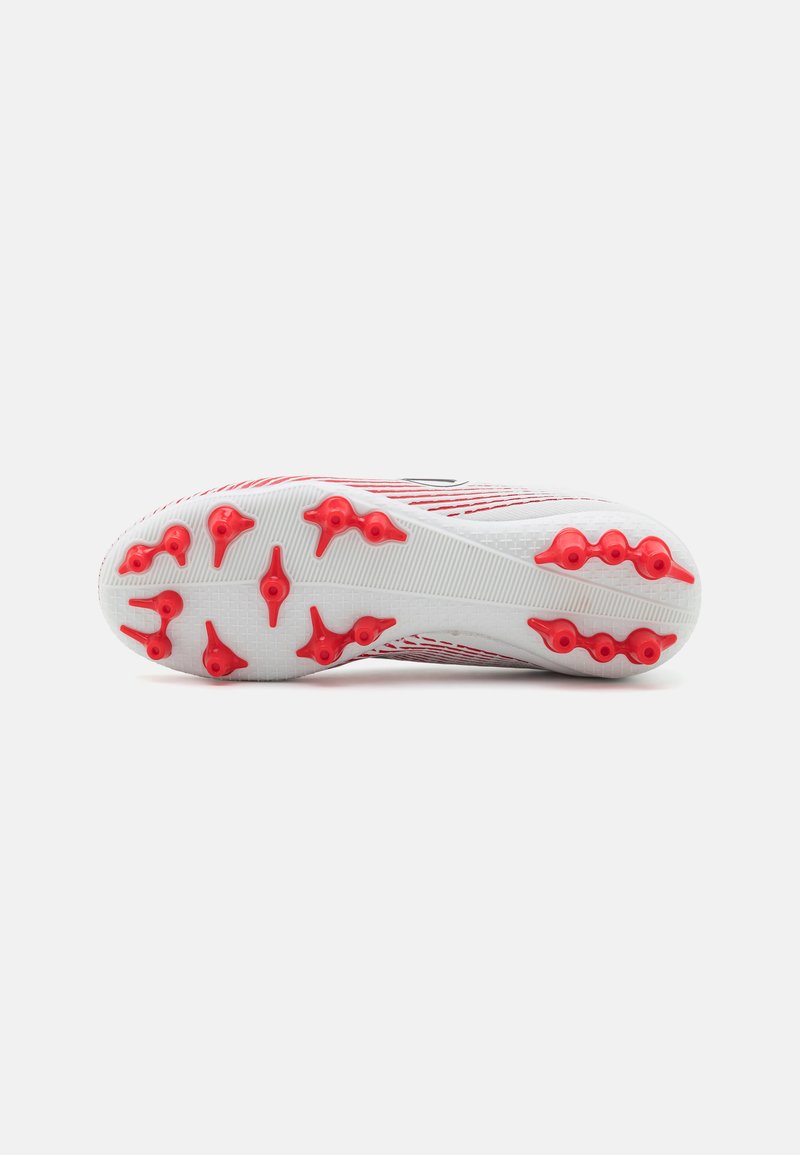 JAKO J-SFG Skill, Scarpe Calcio Unisex Con Tacchetti Leggeri - Tomaia PU, Tecnologia Pro Traxion E Ortholite