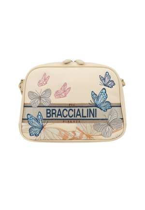 Borsa rettangolare beige con disegni di farfalle blu, rosa e grigie e scritta "Braccialini Firenze" al centro.