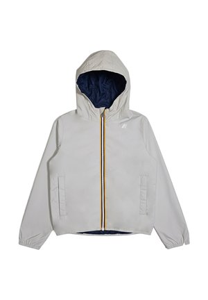 Giacca grigia chiara con cappuccio, fodera interna blu navy, cerniera frontale con strisce gialle, bianche e blu navy, e polsini elastici.