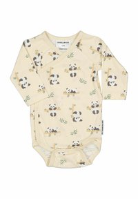 Kermanvärinen vauvan body, jossa on pitkät hihat, napit ja leikkisiä pandakuvioita bambuhaarojen kanssa vihreiden lehtien taustalla.