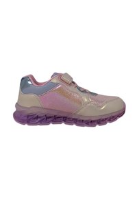 Sneakers caratterizzati da una combinazione di colori rosa e viola, materiali sintetici lucidi e suola testurizzata con un tallone a bolla trasparente viola.