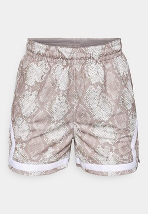 Jordan DIAMOND SHORT  - Sports shorts - enigma stone/white