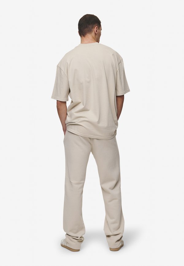 LOGO OVERSIZED TEE UNISEX - Basic T-shirt - washed light beige2