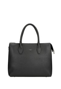 Borsa a tracolla in pelle nera con superficie testurizzata, doppie maniglie e un accento con logo. Presenta una chiusura con zip e una forma strutturata.