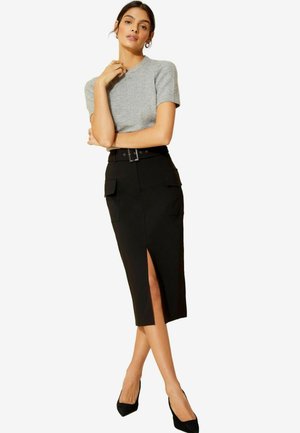 UTILITY SUPER STRETCH TAILORED MIDI REGULAR FIT - Bleistiftrock - black