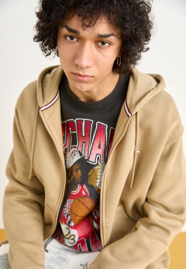 Zip-up sweatshirt - desert camo3