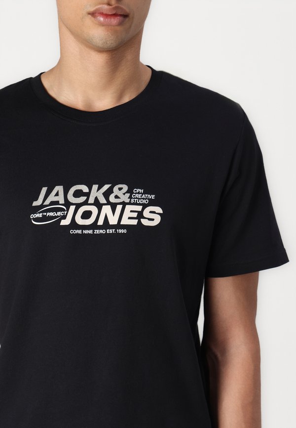 JCOTARMAC PRINT TEE CREW NECK  - Print T-shirt - tap shoe2