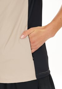 ELITE LAB Weste - simply taupe
