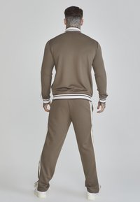 SIKSILK Träningsbyxor - brown
