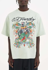 Ed Hardy MENS BATTLE OF THE DRAGONS - Triko s potiskem - light green