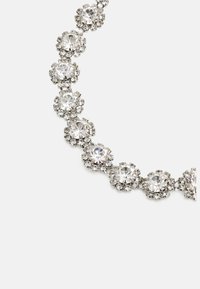 sweet deluxe NECKLACE CAROLIN - Grandinėlė - silver-coloured