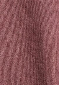 edc by Esprit Slim fit -farkut - berry