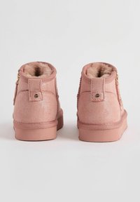 Lipsy REGULAR FIT-SIDE ZIP - Botas para la nieve - pink